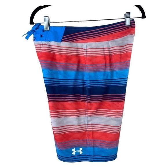 Under Armour Men's Swim Trunks Board Shorts Red Blue Gray Size 28 Loose Fit - Picture 2 of 9